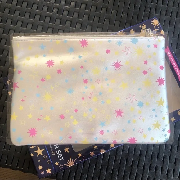 New✨ Alex & Ani x IT Cosmetics Gift Set - Picture 9 of 16